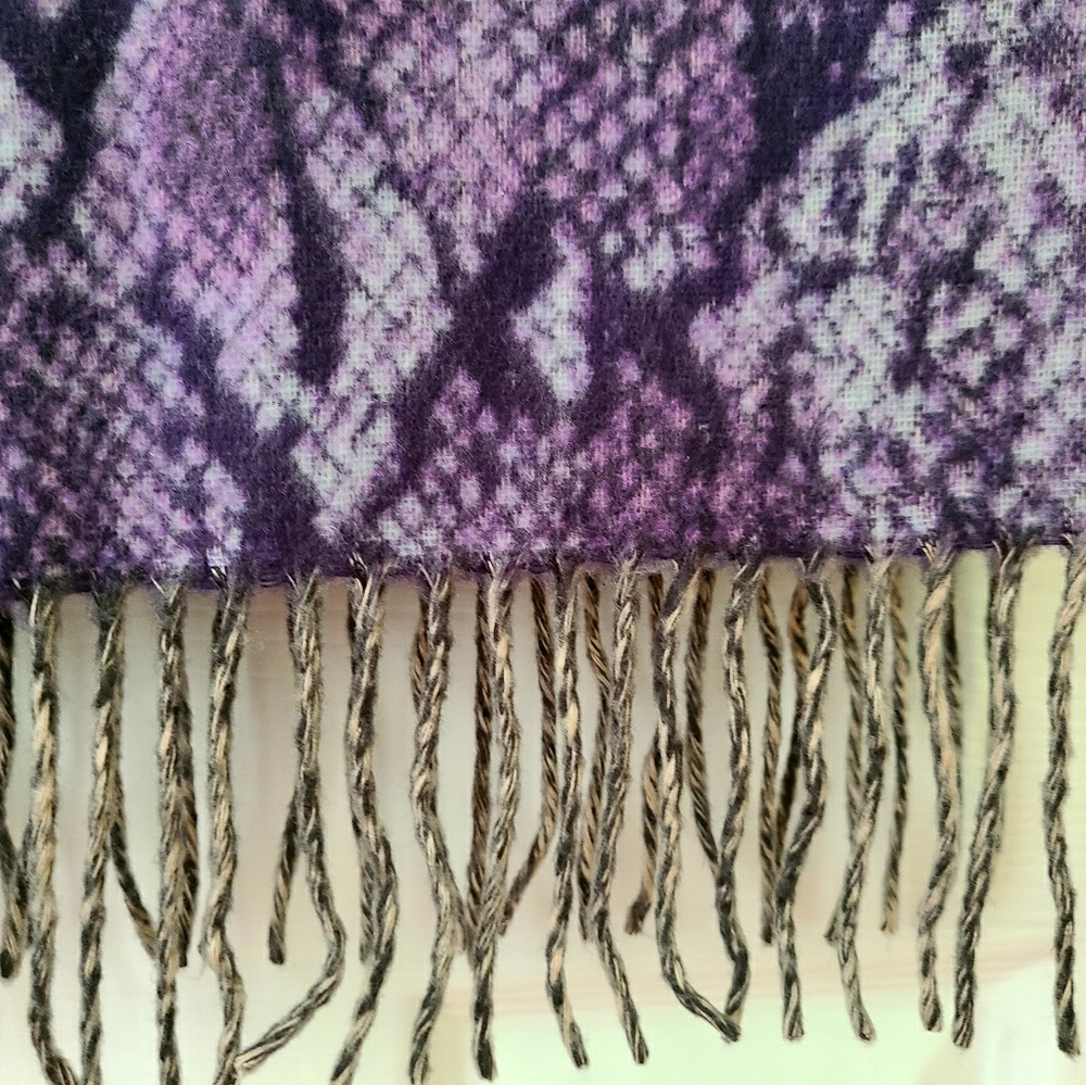 Purple wool snake skin print scarf